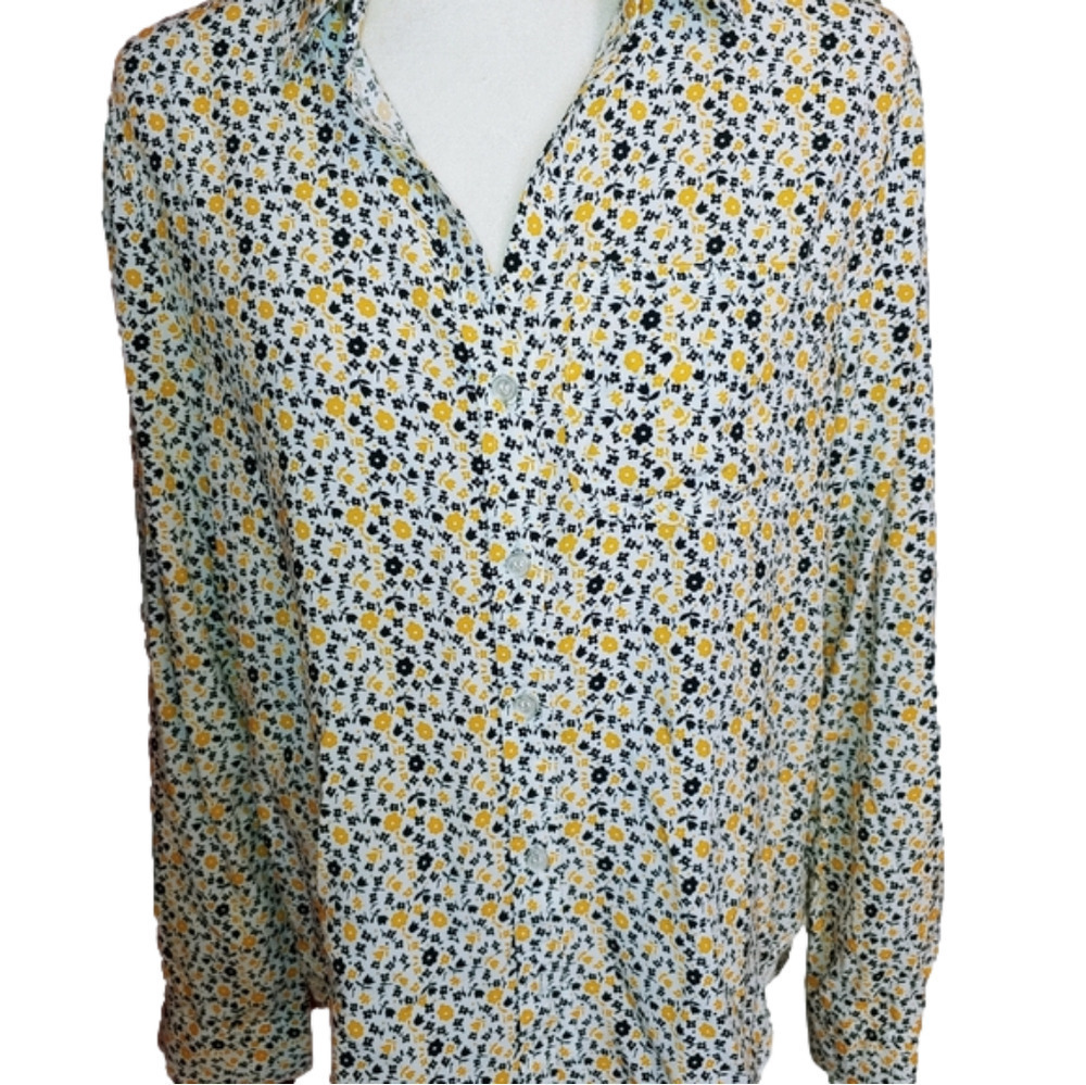 Velvet Heart Button Rayon Shirt M